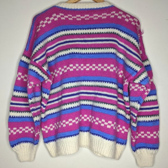 Hand knit wool koala design womens jumper (hole) - Picture 2 of 4